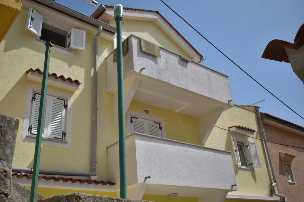 Charming Apartments Do-Ma-Ni Baška Kültér fotó